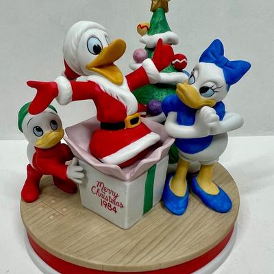 Disney Christmas 1984 Donald Duck as Santa