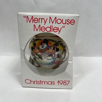 Disney Christmas Ornament: "Merry Mouse Medley" by Schmid from 1987. Mickey Minnie