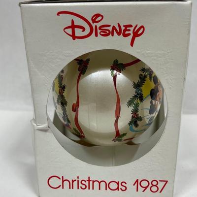 Disney Christmas Ornament: "Merry Mouse Medley" by Schmid from 1987. Mickey Minnie
