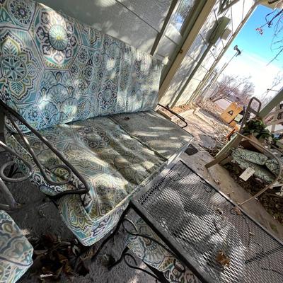Lot 310 Vintage patio set