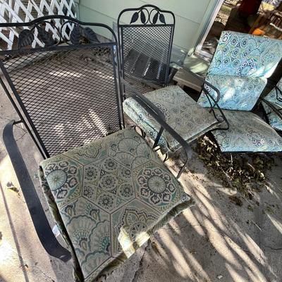 Lot 310 Vintage patio set