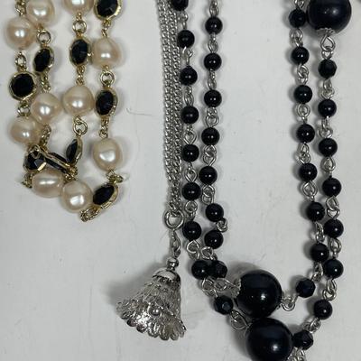 Vintage Fashion Jewelry Lot - 3 necklaces, 4 bracelets