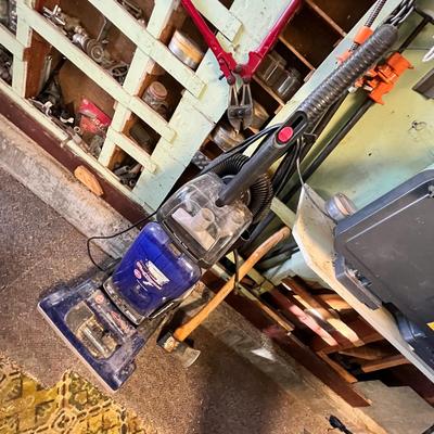 Lot 324 Hoover Vac