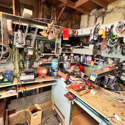 Lot 332 Hardware & Other