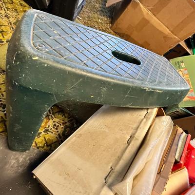 Lot 343 Step stool & painting supplies