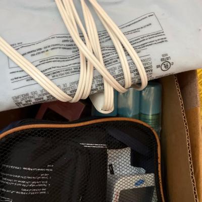 Large lot of bathroom items