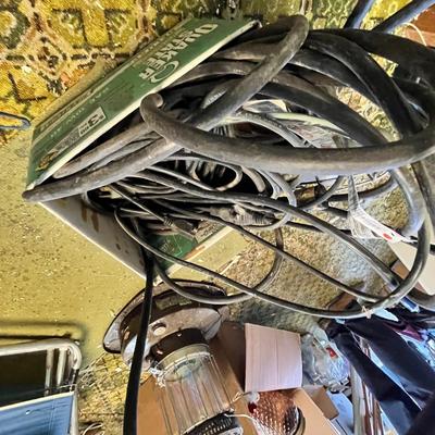 Lot 345 Wire & light