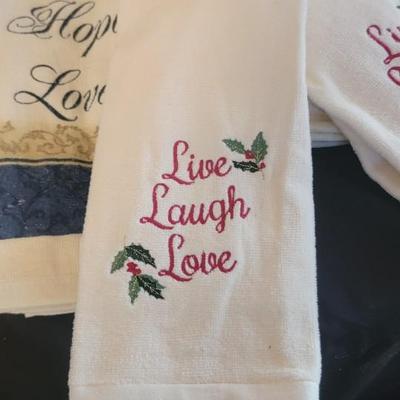 Holiday towels