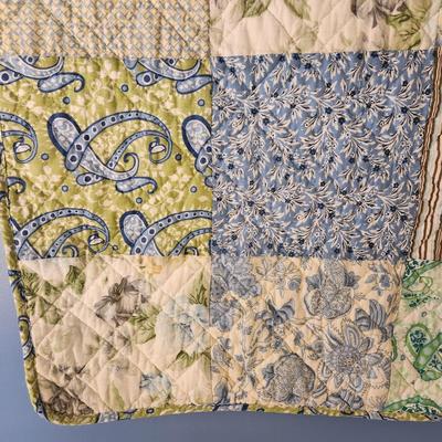 Handmade Quilt 51"x60"