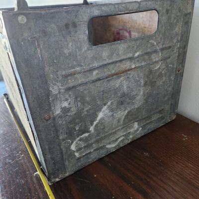 Vintage Green's Dairy York PA Wood & metal Milk Crate Nov. 1957 Cesco Container co.