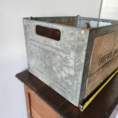 Vintage Green's Dairy York PA Wood & metal Milk Crate Nov. 1957 Cesco Container co.
