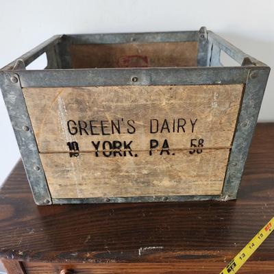 Vintage Green's Dairy York PA Wood & metal Milk Crate Oct. 1958 Cesco Container co.