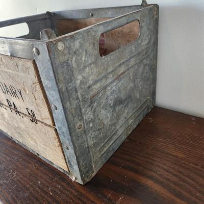 Vintage Green's Dairy York PA Wood & metal Milk Crate Oct. 1958 Cesco Container co.