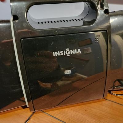 Insignia Ipod Am/FM Radio CD Player Tested