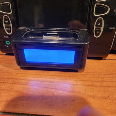 Insignia Ipod Am/FM Radio CD Player Tested