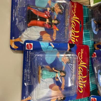Aladdin figures and Zeb