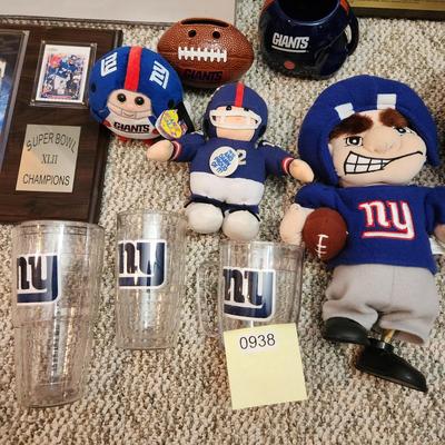 Collection of NFL New York Giants Memorabilia Tervis Cups 1986 1990 team photos & More