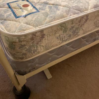 Queen Iron Canopy Bed with mattress