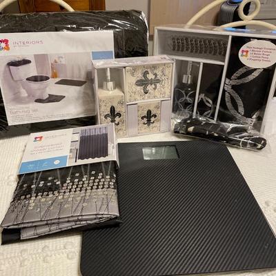 Black bath accessories NIB