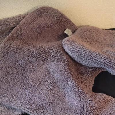 Plum mini duvet set, bath set