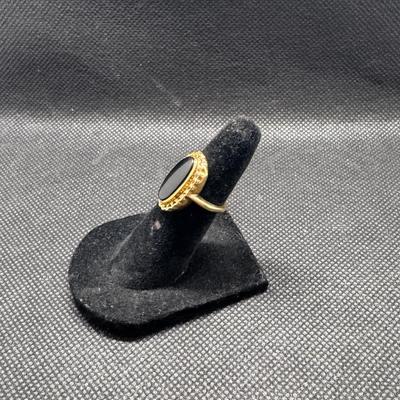 14kt and Onyx Victorian Style Oval Ring