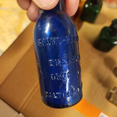 Lot of Collectables Bottles Glass Poison , Knotty Pine Restaurant Watkins Glenn NY Davis Baltimore, Bromo Seltzer , Whale, and more