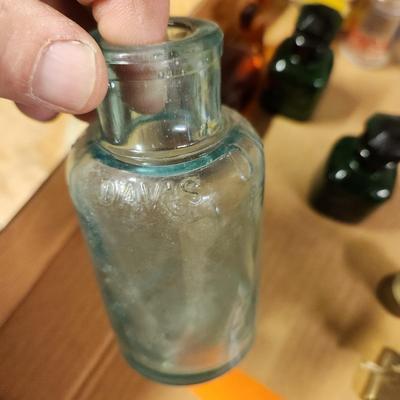 Lot of Collectables Bottles Glass Poison , Knotty Pine Restaurant Watkins Glenn NY Davis Baltimore, Bromo Seltzer , Whale, and more