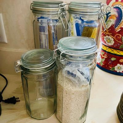 Canister Lot