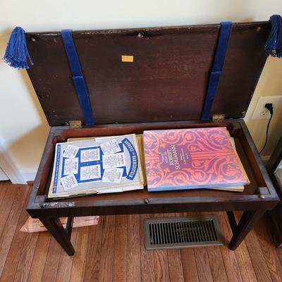 Piano Bench with sheet music & Seat cover