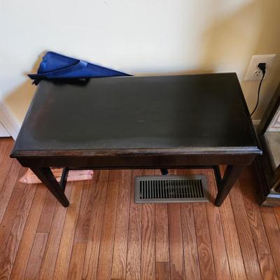 Piano Bench with sheet music & Seat cover