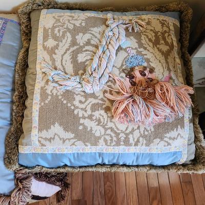 Lot of 4 Handmade Needlepoint Pillows