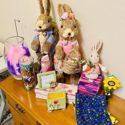 Rabbits, Crystal, Beads Lot