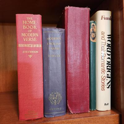 Lot of 7 books Van Nostrand's Scientific Encyclopedia Random House Dictionary