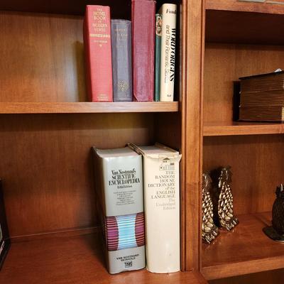 Lot of 7 books Van Nostrand's Scientific Encyclopedia Random House Dictionary