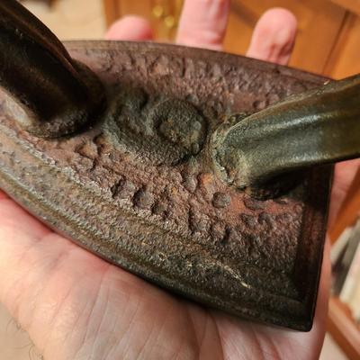 2 Antique Irons Colebrookdale Pottstown Pa.