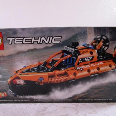 Retired Lego Technic Rescue Hovercraft #42120