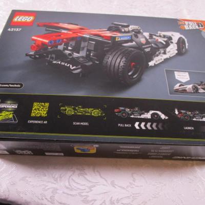 Retired Lego Formula E Porsche 99X Electric #42137