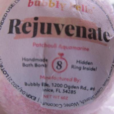 2 bubbly belle bath bombs