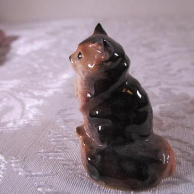 Hagen Renaker Cat & Walking Siamese Kitten