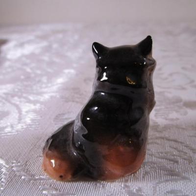 Hagen Renaker Cat & Walking Siamese Kitten