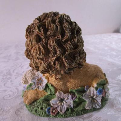 Lamb & Lion figurine