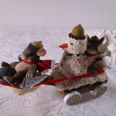Ceramic decorative wheeled sleigh