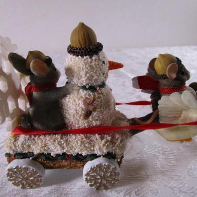 Ceramic decorative wheeled sleigh