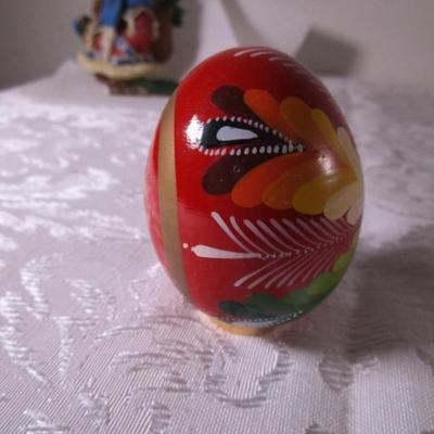 Polish eagle art wooden egg with ring stand