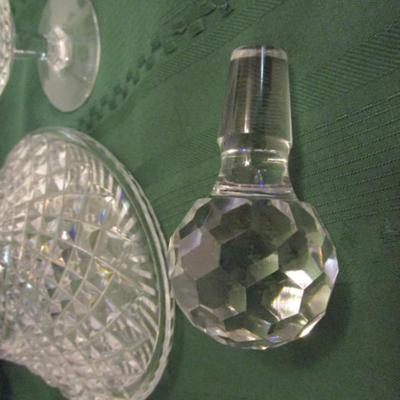 Irish? Crystal decanter with 2 brandy snifters