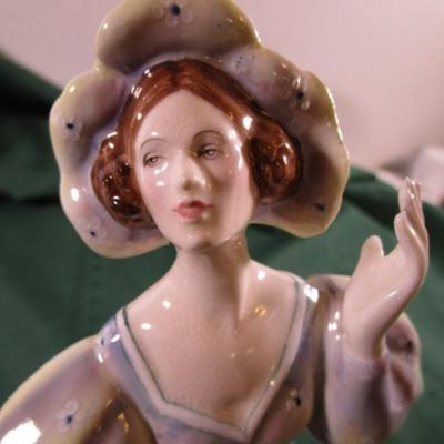 Royal Doulton "Grand Manner" figurine