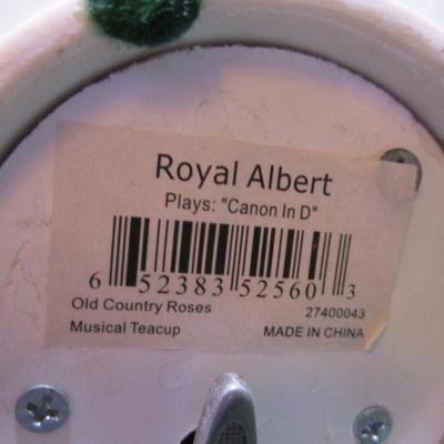 Old Country Roses musical teacup, Royal Albert design