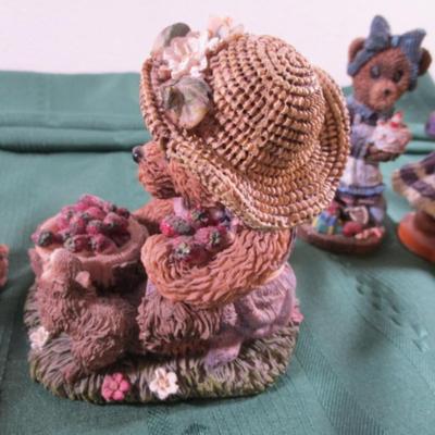 4 Resin bear figurines