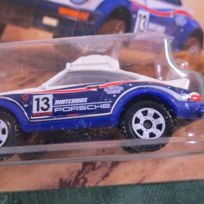2 Matchbox cars