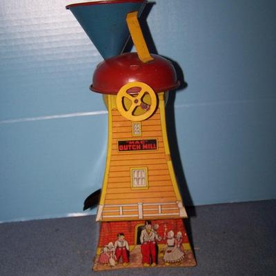 LOT 151 VINTAGE TIN LITHO DUTCH MILL SAND TOY